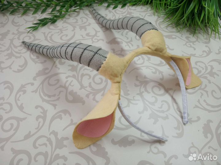 Ободок рога газели