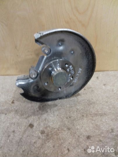 Кулак задний левый Audi A6,A7,Q5 4G0505431C