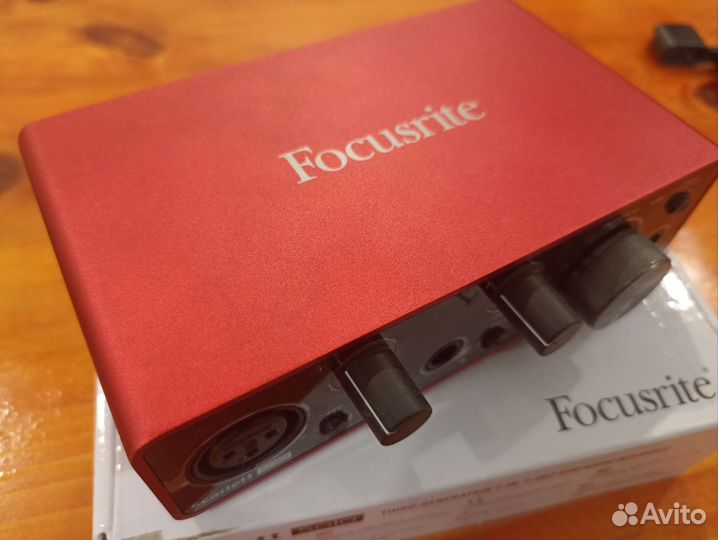 Внешняя звуковая карта focusrite scarlett solo 3rd