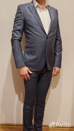 Костюм классический мужской Hugo boss