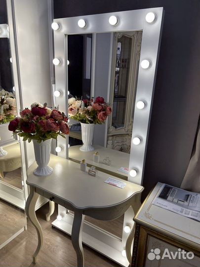 Гримерное зеркало