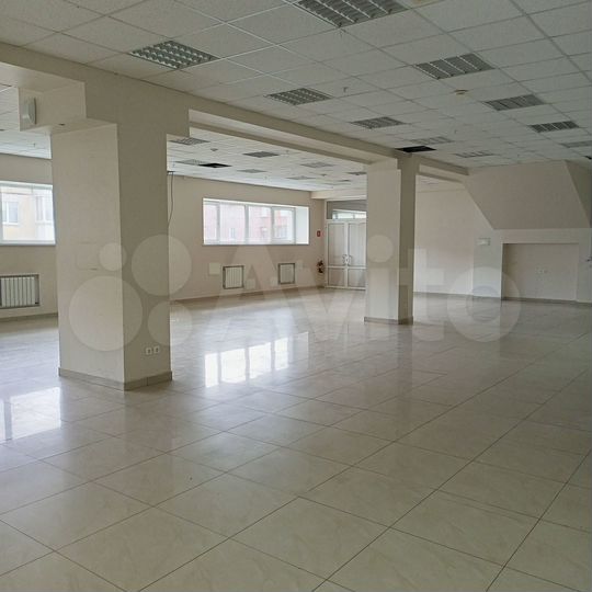 Свободного назначения, 200 м²