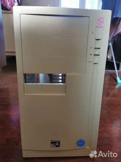 Ретро корпус InWin A500