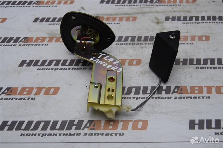 Датчик уровня топлива Митсубиси Лансер 9