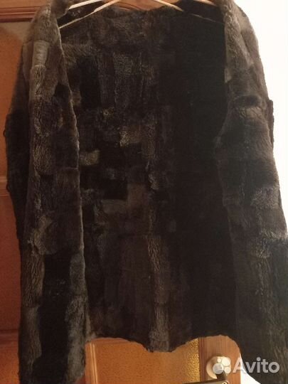 Меховая жилетка