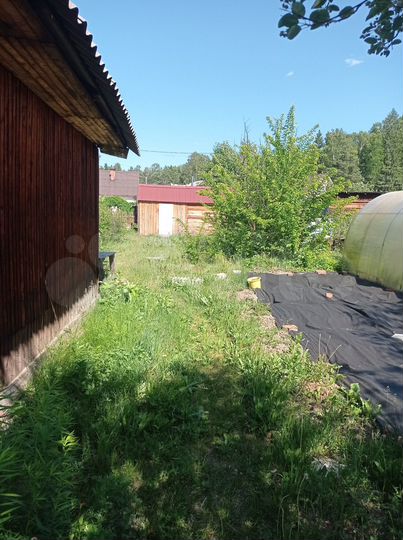 Дом 35 м² на участке 8 сот.