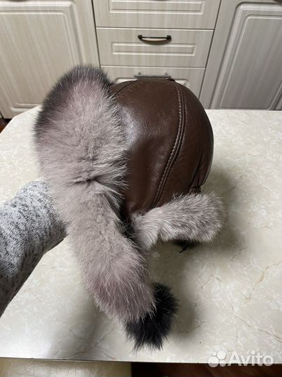 Шапка кожаная