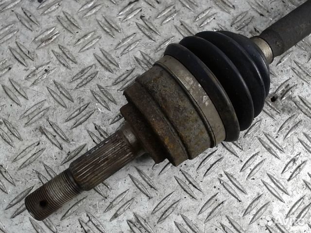 Полуось передняя правая (приводной вал, шрус), Nis