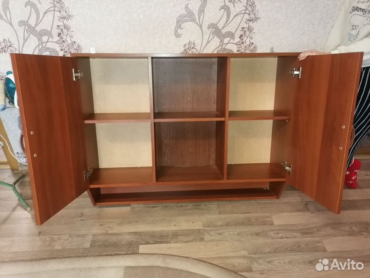 Шкаф навесной бу