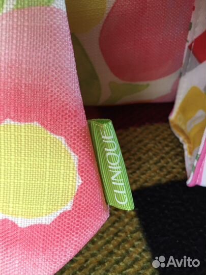 Набор косметичек 2 штуки