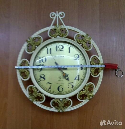 Часы настенные СССР янтарь кварц