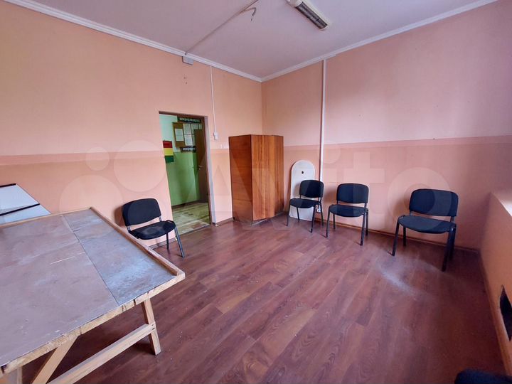 Здание, 965 м²