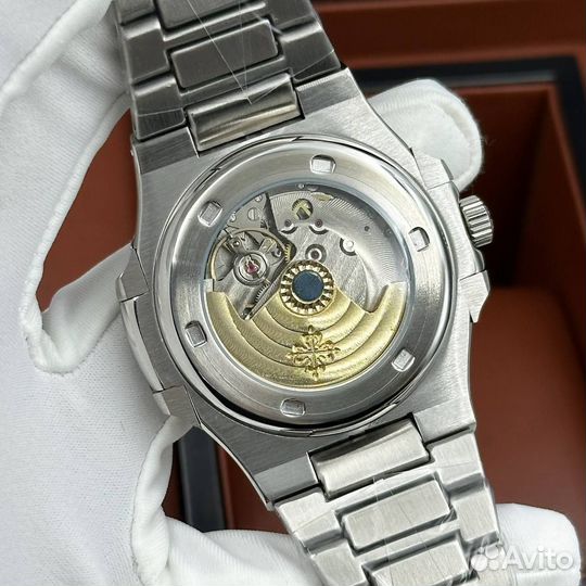 Премиальные Patek Philippe - Nautilus механика