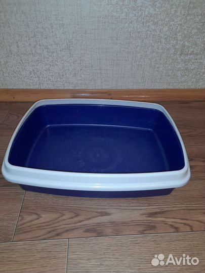 Лоток и миска для кошек