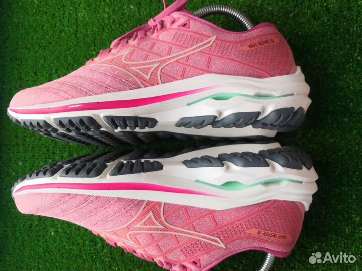 Кроссовки mizuno Wave Inspire 18 оригинал