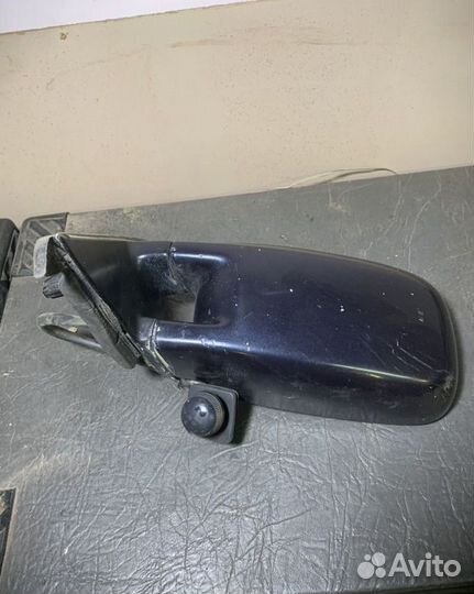 Passat b4 зеркало правое механическое
