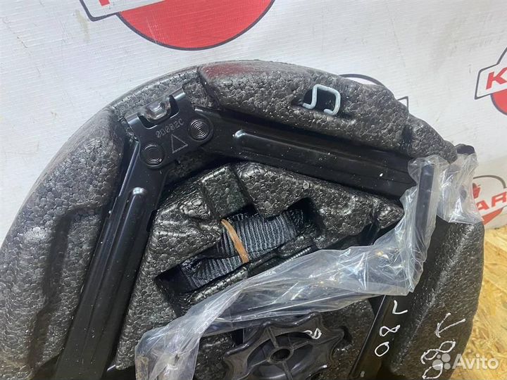 Набор инструментов штатный Opel Astra J