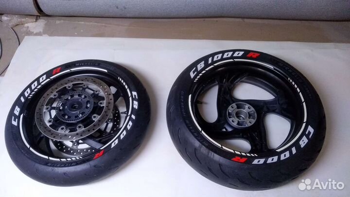 Наклейки на колеса