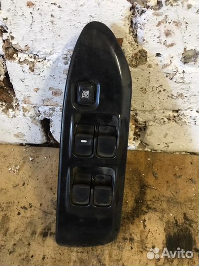 Блок управления стеклоподъемниками Lancer 9