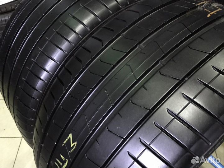 Pirelli P Zero PZ4 315/35 R21