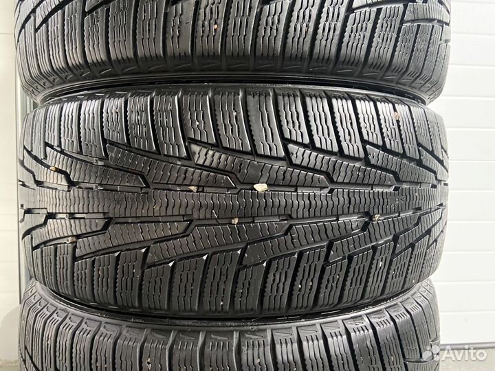 Nokian Tyres Hakkapeliitta R 225/45 R17 94R