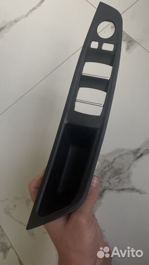 Bmw f10 внутренняя водительская ручка салона