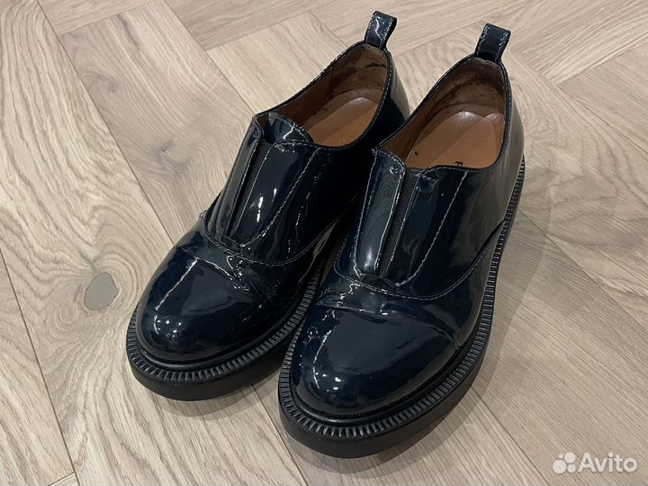 Лоферы женские 35