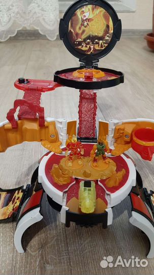 Микро мир Бен 10/Игровой центр/часы раскладные