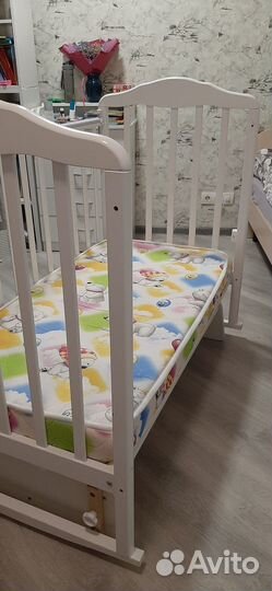 Продам детскую кроватку