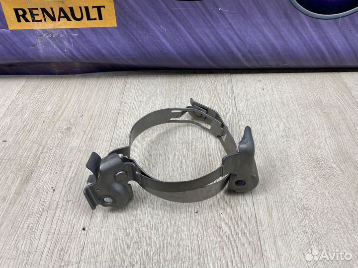 Кронштейн renault sandero 2 stepway