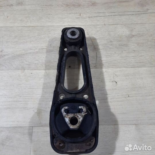 Подушка двигателя Renault Duster 2013