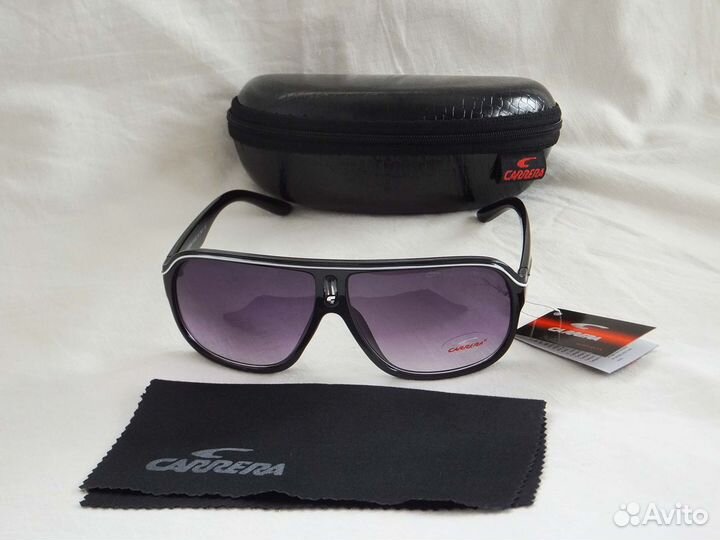 Очки Carrera 19 с чехлом