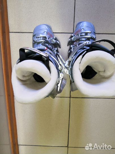 Горнолыжные ботинки Salomon