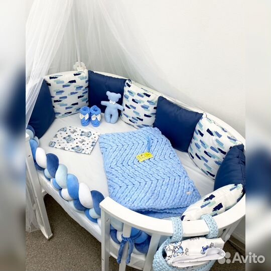Бортики в кроватку новые