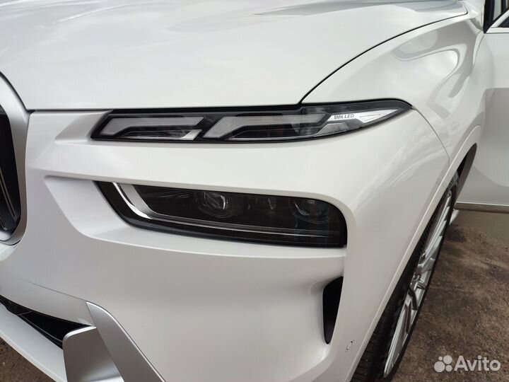 BMW X7 3.0 AT, 2023, 490 км