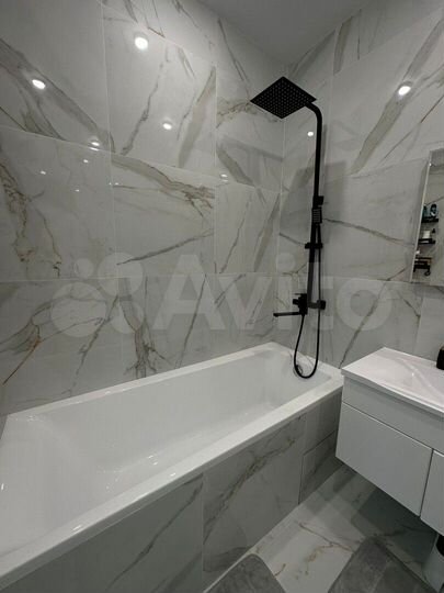 2-к. квартира, 60 м², 5/21 эт.