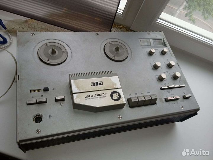 Катушечный магнитофон