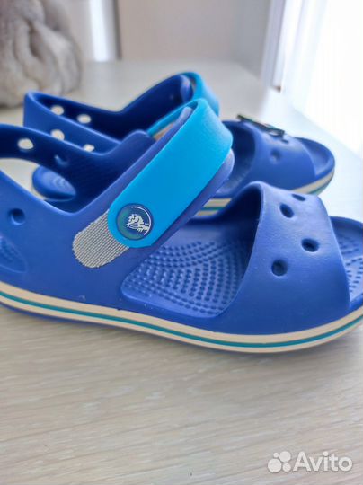 Сандалии crocs c11
