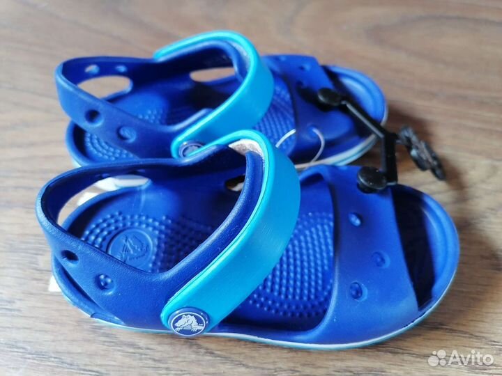 Сандалии Crocs оригинал C7