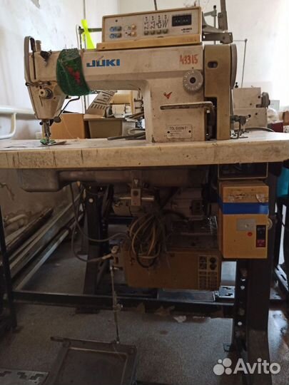 Швейная машинка бу прямострочка