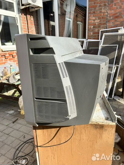 Телевизор samsung