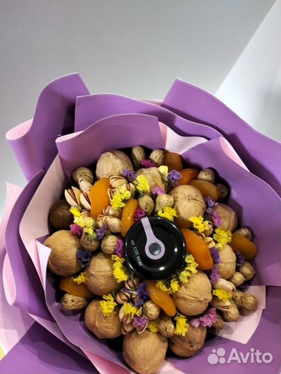Букет из орехов на день матери