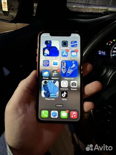 iPhone Xr, 64 ГБ