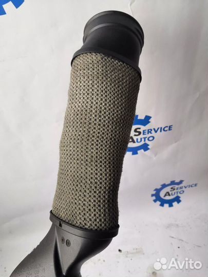 Mercedes W221 05- Патрубок забора воздуха левый