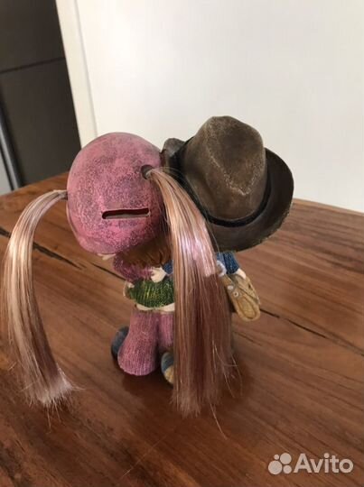 Статуэтка новая красивая