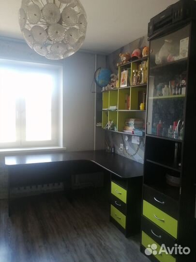 Письменный стол