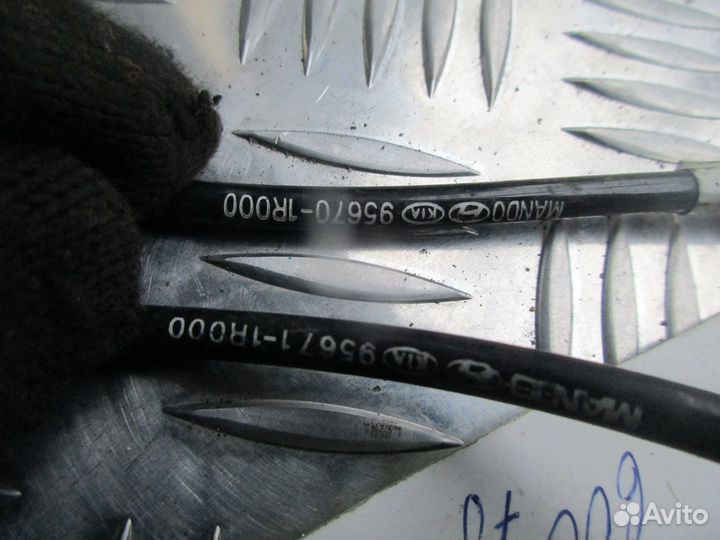 Передний датчик ABS Киа Рио 3