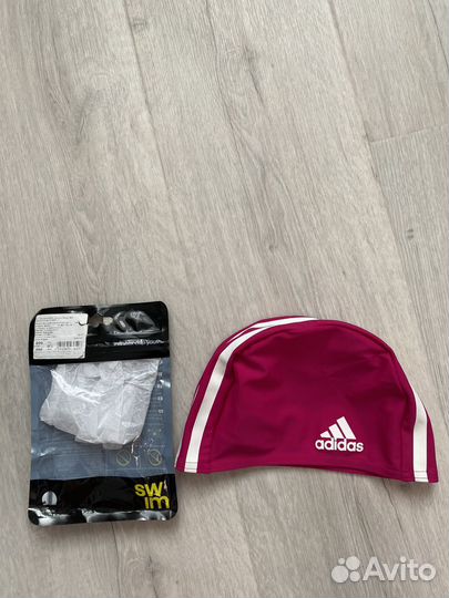 Шапочка для плаванья Adidas новая