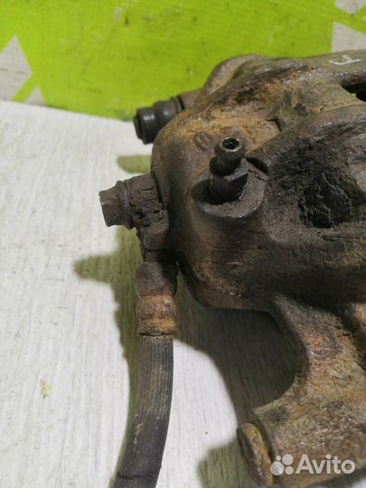 Суппорт передний правый Хендай Акцент 2