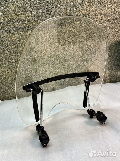 Ветровое стекло для мотоцикла универсальное